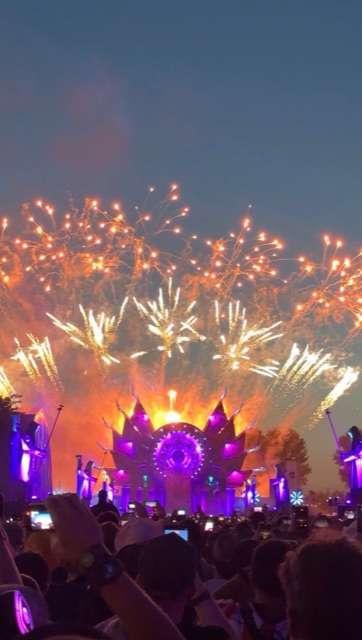 a festival moment