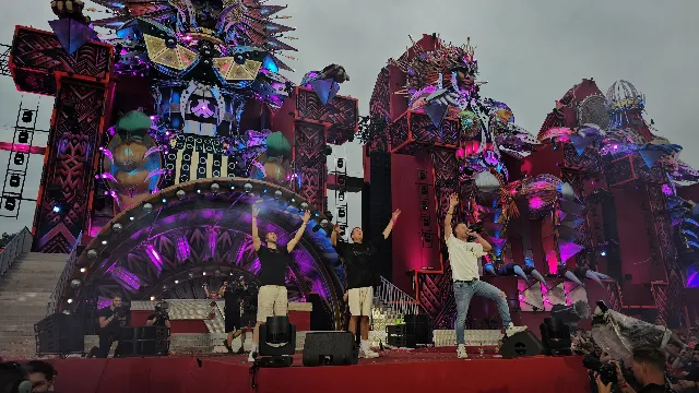 a festival moment